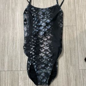 one piece women’s jolyn